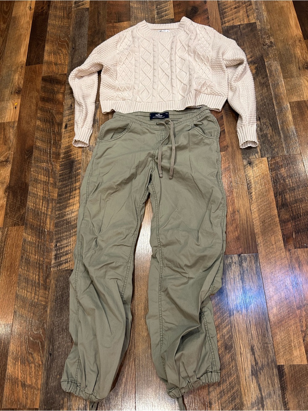 Cream cable knit sweater and olive green Drawstring Jogger Pants bundle
